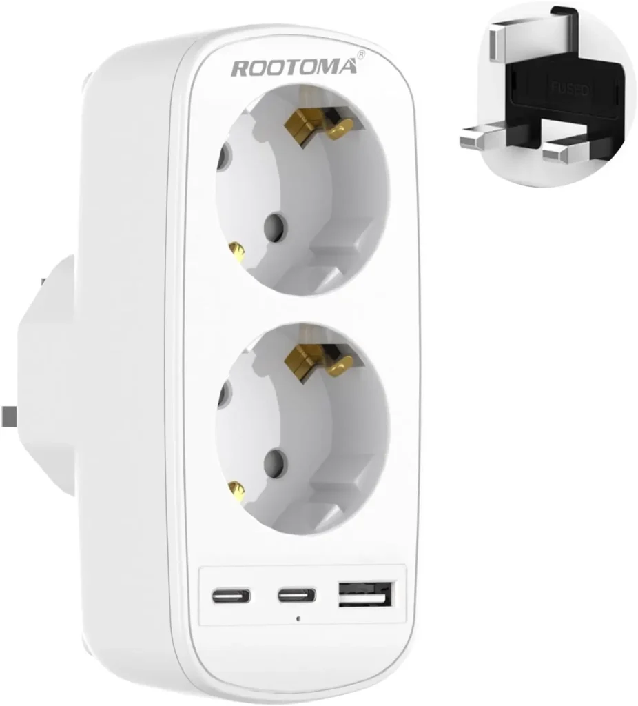 Adaptateur Type G ROOTOMA blanc avec double prise et 3 ports USB, prise anglaise Irlande